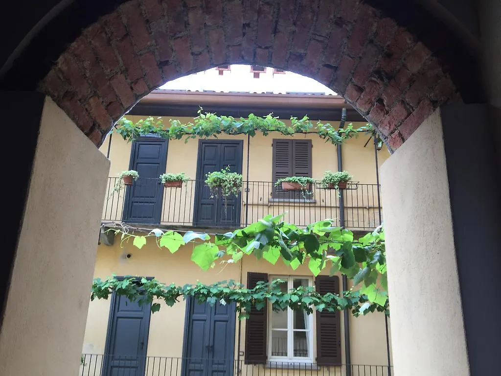 Lovelyloft - Alzaia Naviglio Milan 0*,  Italy
